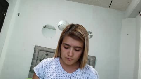 Snapshot of chris_sharon2023 chatting on 01-05-25, 12:20 Yarixa online show from 01-05-25, 12:20