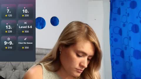 Snapshot of chris_sharon2023 chatting on 02-26-25, 11:37 Yarixa online show from 02-26-25, 11:37