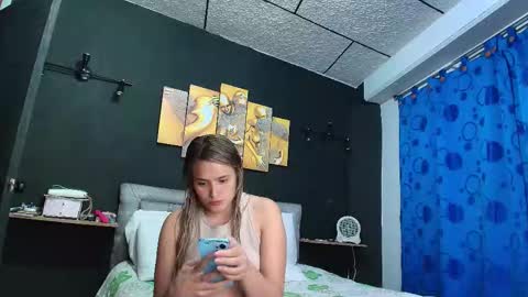 Snapshot of chris_sharon2023 chatting on 11-16-25, 11:21 Yarixa online show from 11-16-25, 11:21