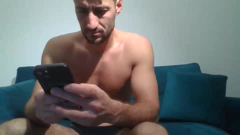 Snapshot of chrisaron chatting on 11-28-25, 05:21 chrisaron online show from 11-28-25, 05:21