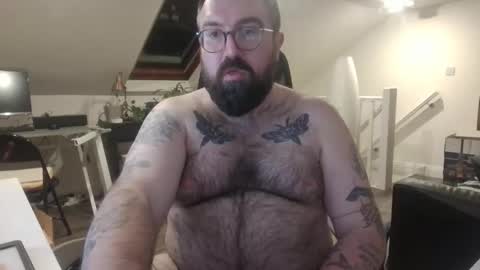 chriscubxxx online show from 12-17-25, 09:21