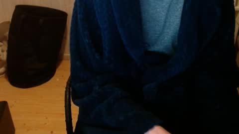 Snapshot of chriser_xxx chatting on 12-11-24, 06:52 chriser_xxx online show from 12-11-24, 06:52