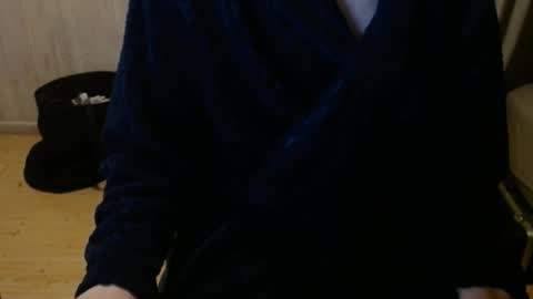 Snapshot of chriser_xxx chatting on 01-04-25, 06:19 chriser_xxx online show from 01-04-25, 06:19