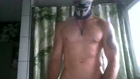 Snapshot of chrisfroom chatting on 11-15-25, 07:32 chrisfroom online show from 11-15-25, 07:32