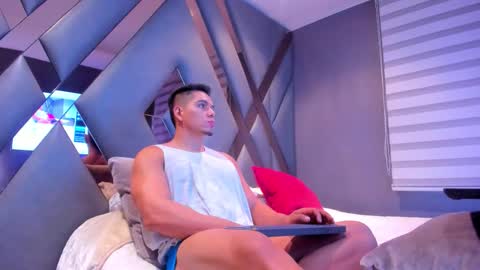 chrismorgan24 online show from 09-29-25, 07:08