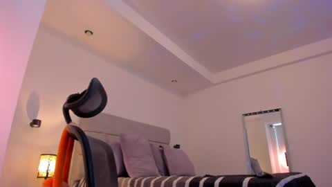 chrismorgan24 online show from 05-07-26, 06:35