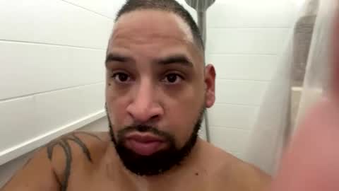 chrisr4203 online show from 12-04-25, 03:27