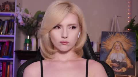 chriss_foxx online show from 05-02-26, 03:50