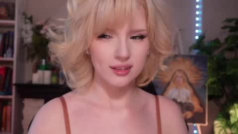 chriss_foxx online show from 05-16-26, 03:44