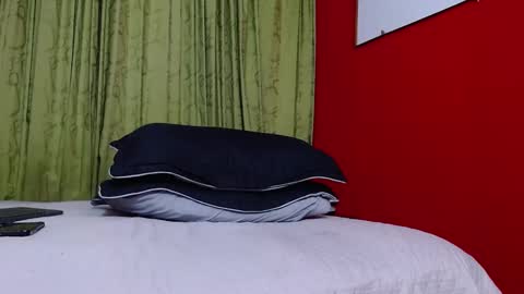 Snapshot of chriss_james chatting on 03-06-25, 05:35 chriss_james online show from 03-06-25, 05:35