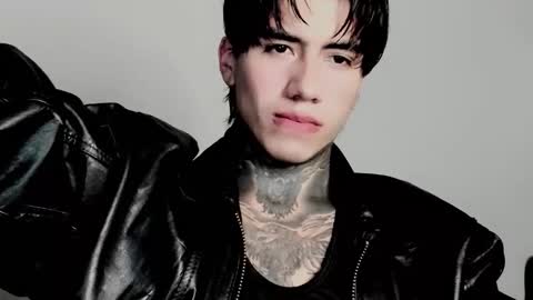 Snapshot of chriss_opp chatting on 11-04-25, 11:15 CHRIS INDEPENT MODEL online show from 11-04-25, 11:15