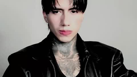 Snapshot of chriss_opp chatting on 11-05-25, 10:54 CHRIS INDEPENT MODEL online show from 11-05-25, 10:54