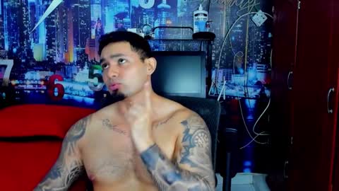 Chriss Stewart online show from 12-18-25, 05:24