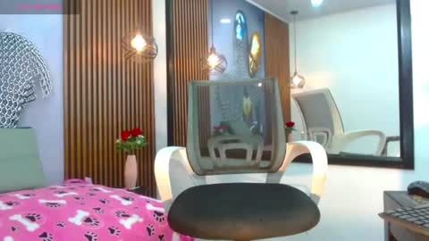 chrisshottx online show from 06-12-26, 07:46
