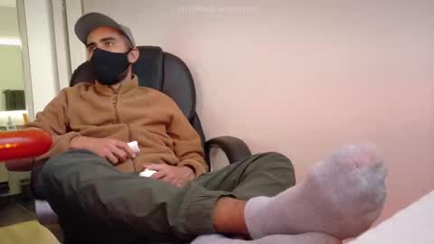 Snapshot of chrissmithin5 chatting on 10-01-25, 09:32 Cardamomo online show from 10-01-25, 09:32