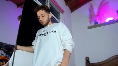 Hi dont forguet to follow me    online show from 10-29-25, 08:16