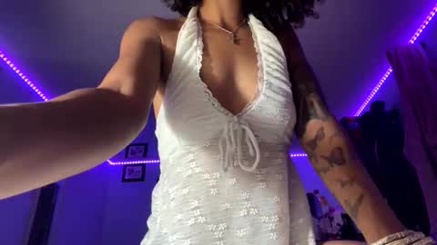 Snapshot of chrissywizzy chatting on 05-18-26, 05:24 chrissywizzy online show from 05-18-26, 05:24