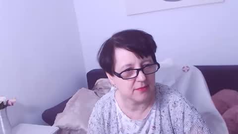 Christa online show from 01-16-25, 04:07