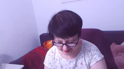 Christa online show from 10-04-25, 01:14