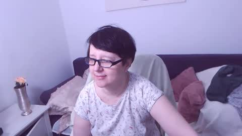 Christa online show from 04-24-26, 07:05