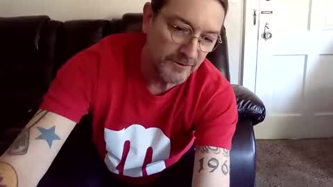 Hopeless romantic online show from 01-01-25, 05:00