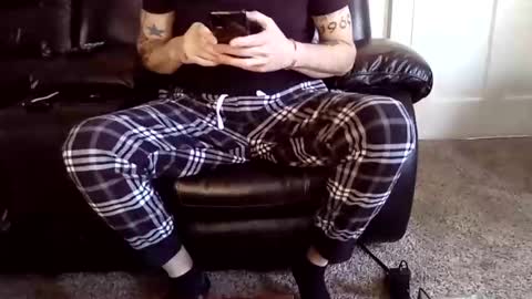 Hopeless romantic online show from 01-19-25, 04:36