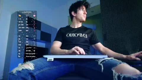 UPVOTE ME ------  ILL DO SOMETHING FOR FREE online show from 05-06-26, 07:19