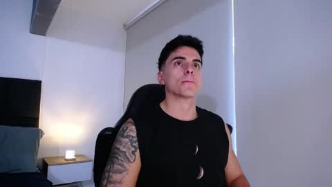 Snapshot of christianvalenzia chatting on 10-15-25, 03:12 Christian online show from 10-15-25, 03:12