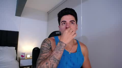Snapshot of christianvalenzia chatting on 05-26-26, 11:28 Christian online show from 05-26-26, 11:28