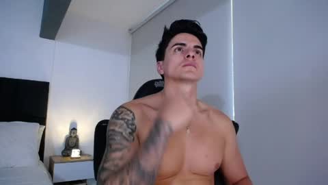 Snapshot of christianvalenzia chatting on 06-01-26, 02:30 Christian online show from 06-01-26, 02:30