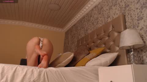 ChristieDoutzen online show from 02-13-25, 05:22