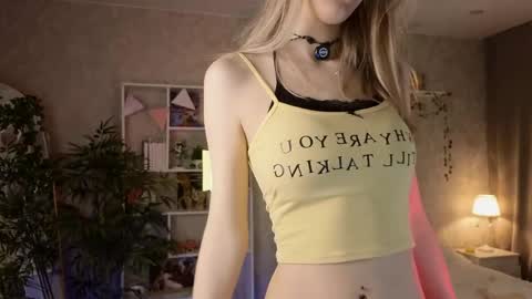 Snapshot of christina_hammond chatting on 05-10-26, 12:10 Ann online show from 05-10-26, 12:10