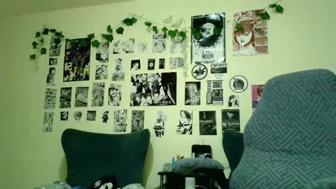 CHRISTINA online show from 09-11-25, 01:22