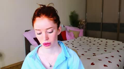 christinaconteeree online show from 05-04-26, 03:13