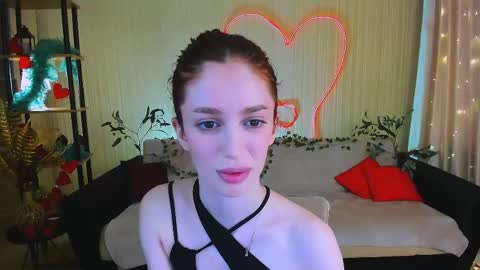christinaconteeree online show from 05-14-26, 01:51