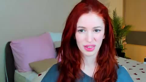 christinaconteeree online show from 06-20-26, 03:20