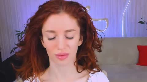 christinaconteeree online show from 06-24-26, 07:35