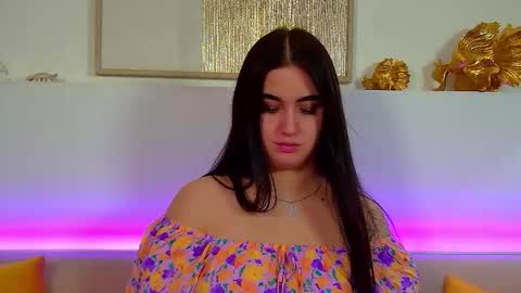 Christina online show from 11-13-25, 07:02