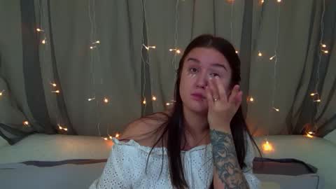 Christina online show from 11-28-25, 08:55