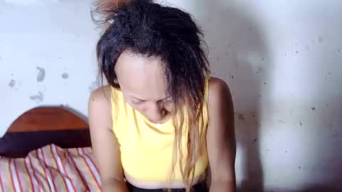 christine213 online show from 12-24-24, 08:05