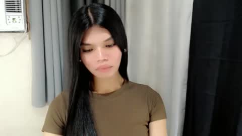 Snapshot of christine_slutt chatting on 10-23-25, 09:52 STEFFY online show from 10-23-25, 09:52