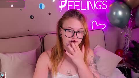 christine_wallker online show from 09-18-25, 12:34