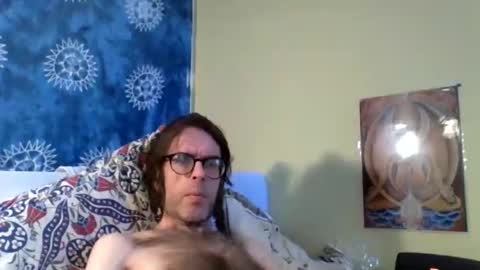 Snapshot of christophe_73 chatting on 03-10-25, 12:26 Chris online show from 03-10-25, 12:26