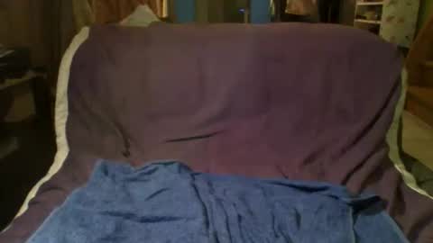 Snapshot of christophe_73 chatting on 09-20-25, 03:18 Chris online show from 09-20-25, 03:18