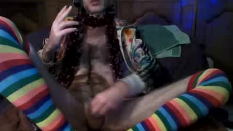 Snapshot of christophe_73 chatting on 10-28-25, 04:27 Chris online show from 10-28-25, 04:27