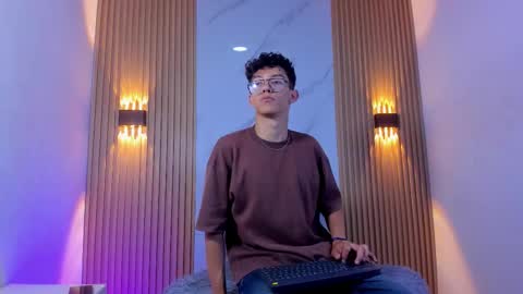 Snapshot of christopher_hunter chatting on 03-15-26, 09:43 Chrisopher Hunter online show from 03-15-26, 09:43