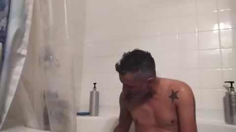 Snapshot of christopher_rain chatting on 11-25-25, 11:16 Christopher Rain online show from 11-25-25, 11:16