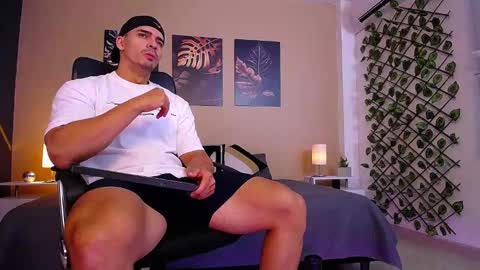 Christopher Black online show from 02-07-26, 01:37