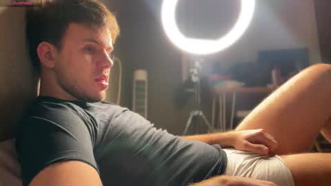 Christopher online show from 01-11-26, 08:25