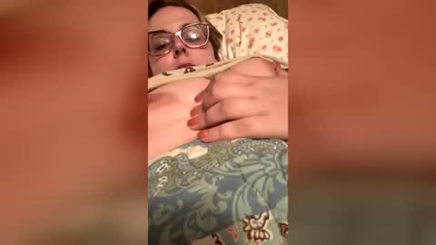 Snapshot of christwachter18 chatting on 06-14-26, 05:53 christwachter18 online show from 06-14-26, 05:53